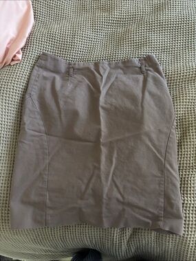 H&M Taupe Straight Pencil Skirt